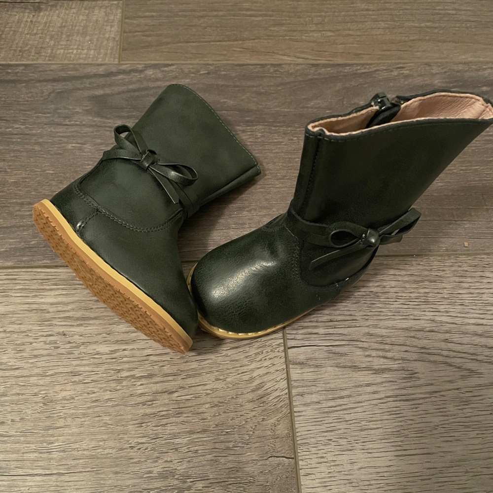 Monkey Feet Ryder Boots- Oiled Hunter Green